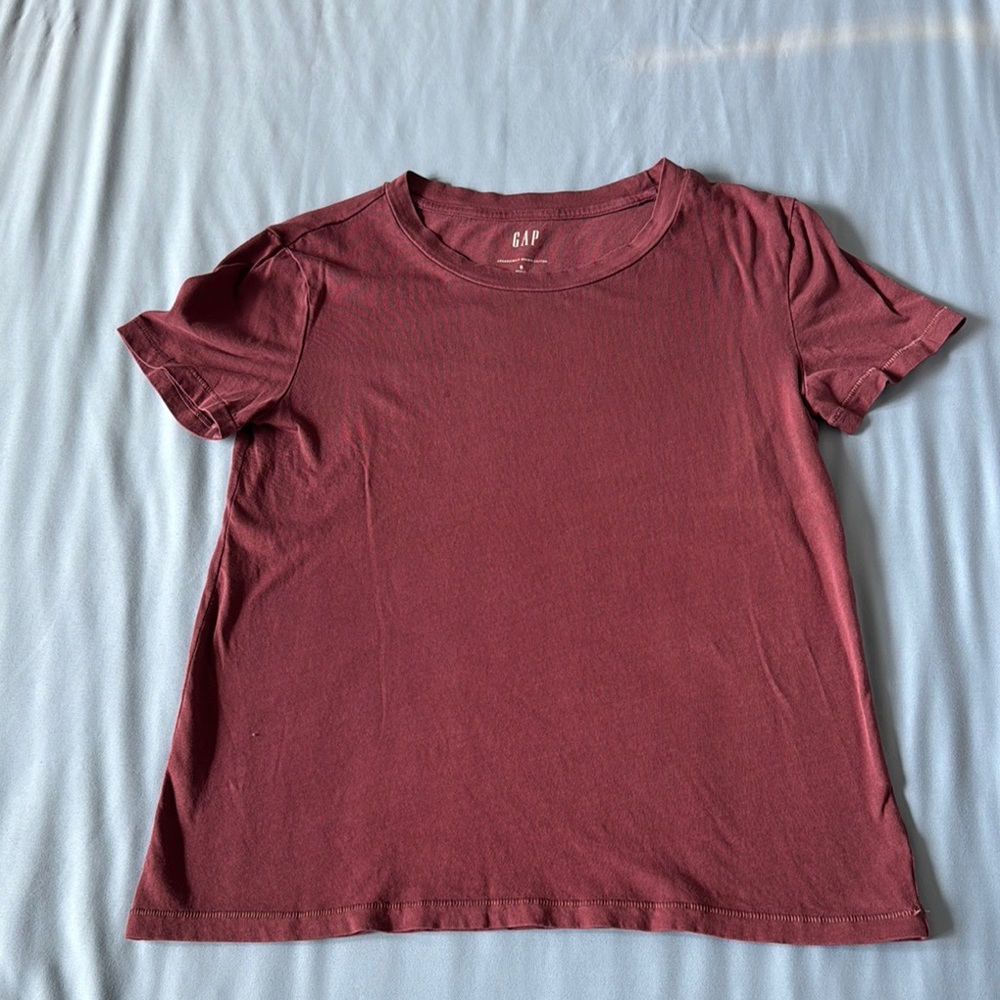 GAP Pink and Red Short Sleeve Relaxed T-Shirt